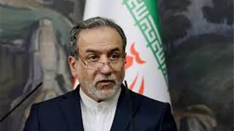 إيران بعد الضربات الأمريكية: نحتفظ بحق الرد