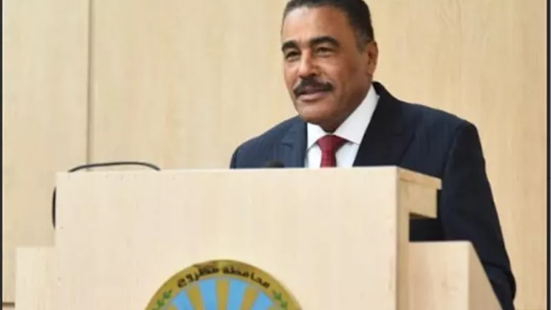محافظ مطروح وفرنا 177 فرصة عمل للشباب خلال شهر مايو الماضى