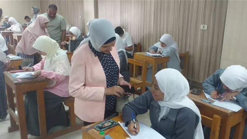 هدوء فى امتحانات دبلومات التمريض ببنى سويف