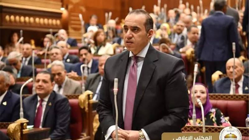 وزير الشئون النيابية يحضر جلسة الشيوخ لمناقشة تقرير لجنة التعليم والبحث العلمي في شأن 