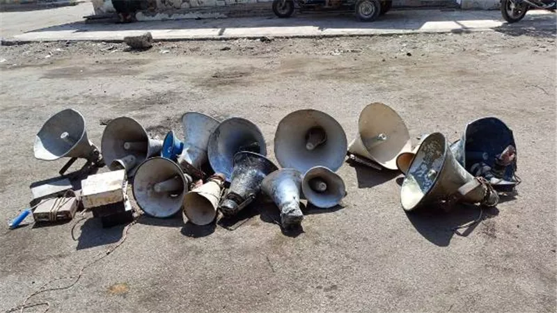 التحفظ على ١٨ مكبرًا مخالِفًا حملة لضبط مكبرات الصوت بدمنهور