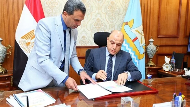 محافظ كفر الشيخ يعتمد نتيجة الإعدادية بنسبة نجاح 80.17%