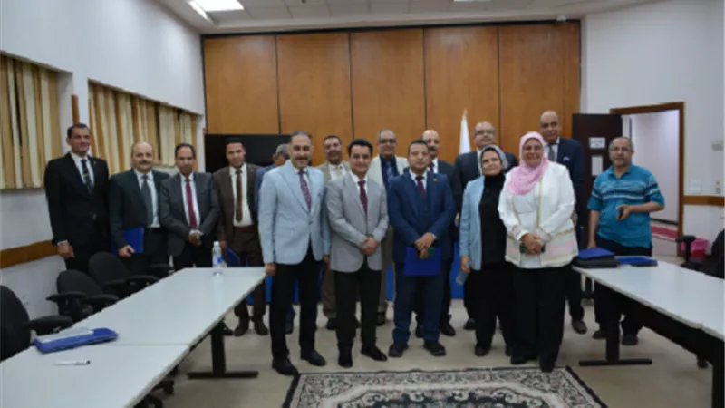 تكريم محاضري حزمة التسهيلات في مصلحة الضرائب لنشرهم ثقافة الالتزام