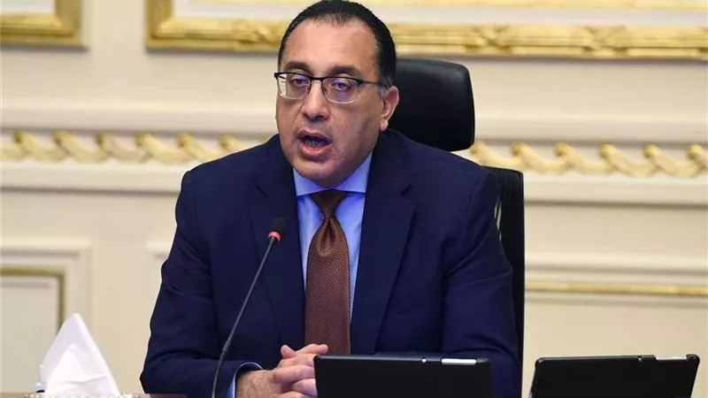 رئيس الوزراء يترأس اجتماع 