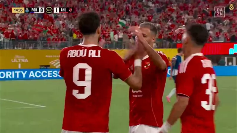 الأهلي ضد بورتو .. شاهد وسام أبو علي يسجل الأول للأهلي