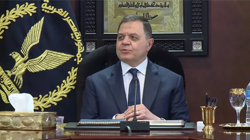 وزير الداخلية يهنئ رئيسي النواب والشيوخ بمناسبة العام الهجري