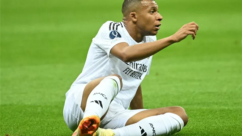غموض حول مصير مبابي من مواجهة ريال مدريد وسالزبورج