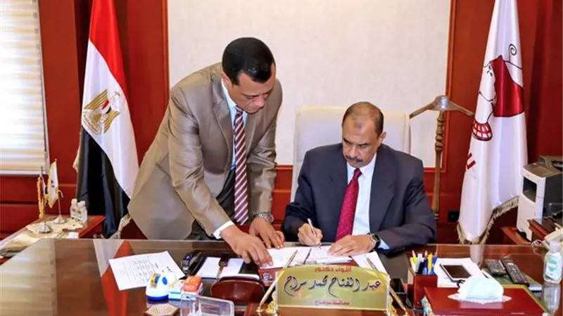 محافظ سوهاج يعتمد نتيجة الشهادة الإعدادية بنسبة نجاح 64.39%