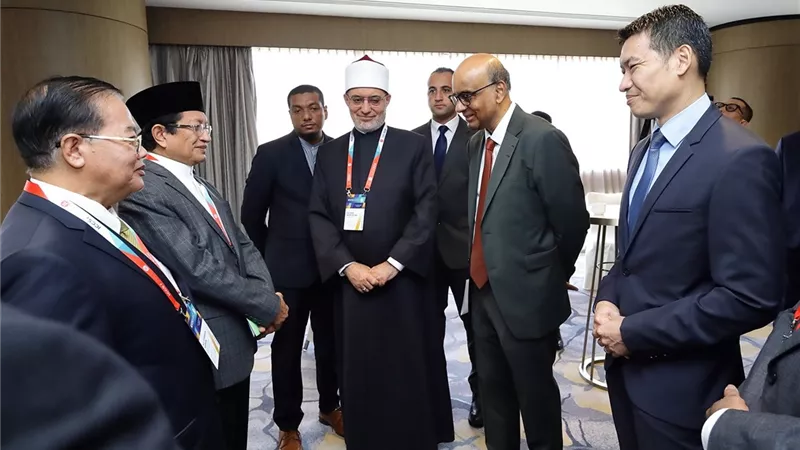 رئيس سنغافورة:نعتز بعلاقاتنا مع مصر ومؤسساتها الدينية العريقة