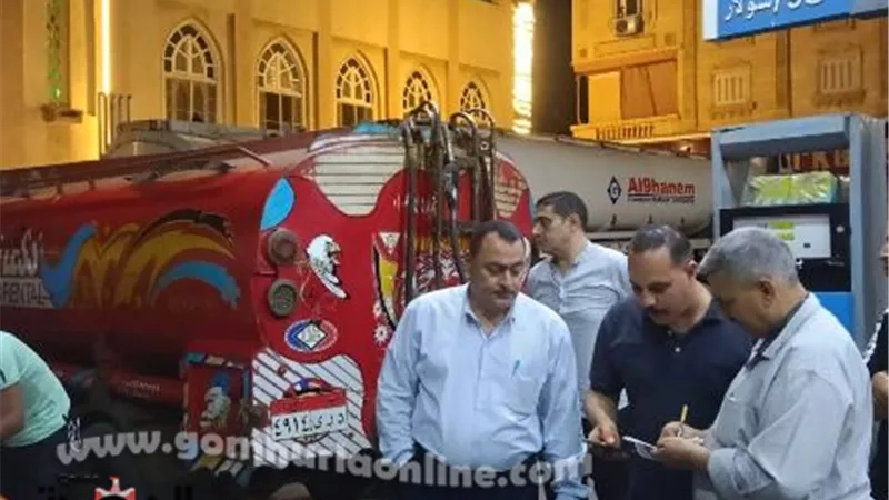 تموين دمياط يضبط ١٠ ألاف لتر سولار قبل بيعها بالسوق السوداء