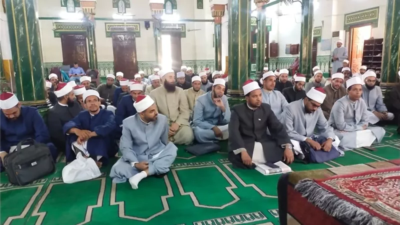 اعلام اسبوط ينظم ندوة بمسجد ناصر حول تعزيز قيم الولاء والانتماء