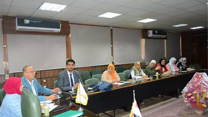 التصنيف الأكاديمي الدولي بجامعة أسيوط يناقشة الإنجازات