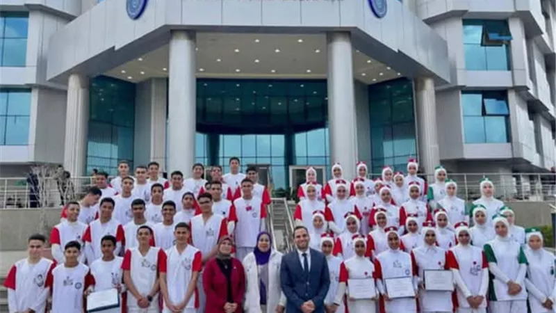 اعتماد نتيجة معاهد الرعاية الصحيـة للتمريض بالإسماعيلية