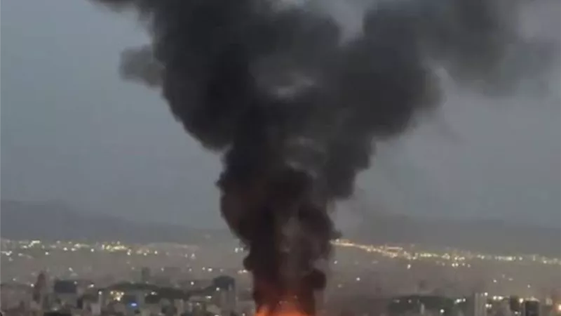 الاستخبارات الأمريكية: المنشآت النووية الإيرانية الرئيسية دمرت بالكامل