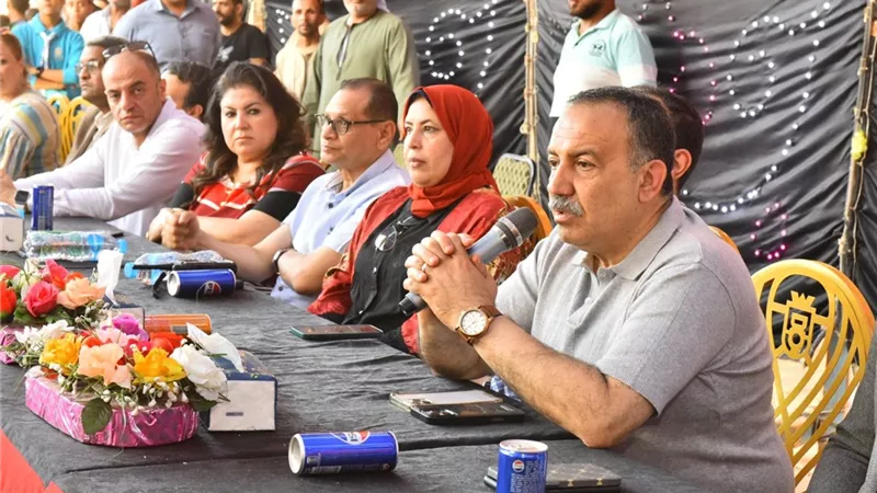 محافظ أسيوط لأهالي 