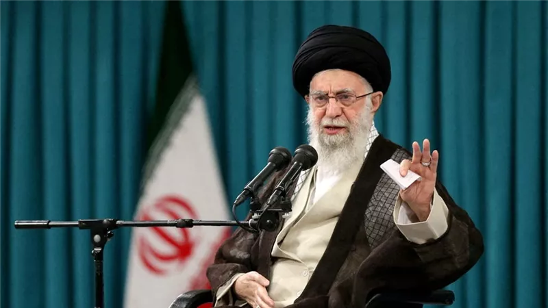 خامنئى: أبارك الانتصار الإيراني على إسرائيل