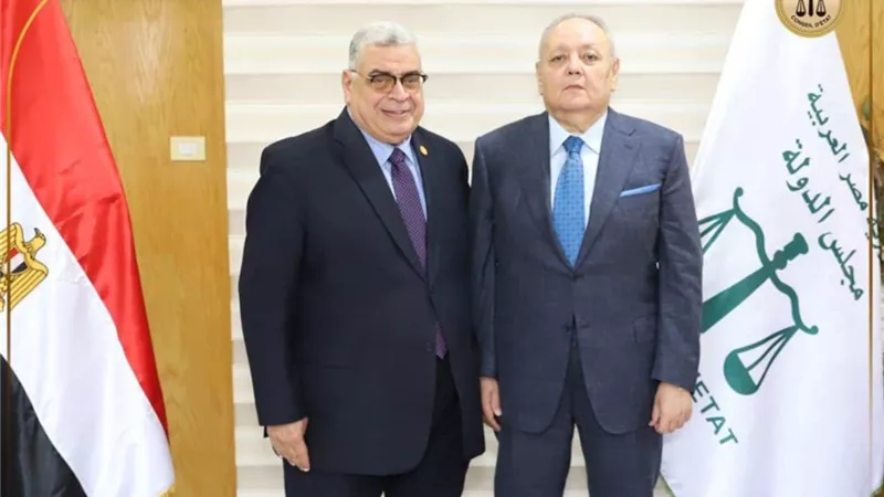 المستشار أحمد عبود يهنئ المستشار أسامة شلبي بتولى رئاسة مجلس الدولة