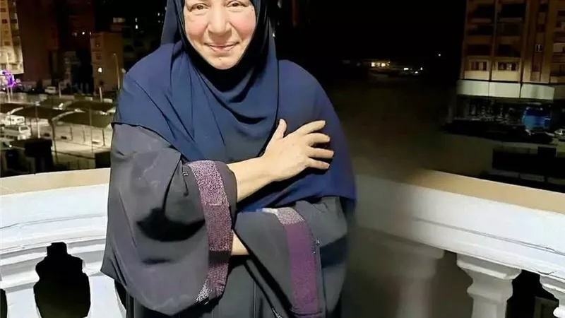 عبلة كامل توجه رسالة شكر لجمهورها ومتابعيها.. شاهد