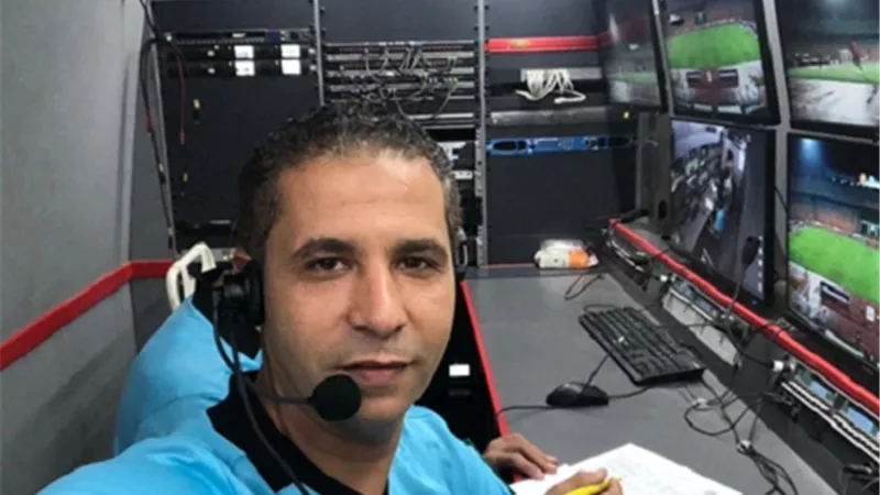 محمود عاشور حكماً لـ