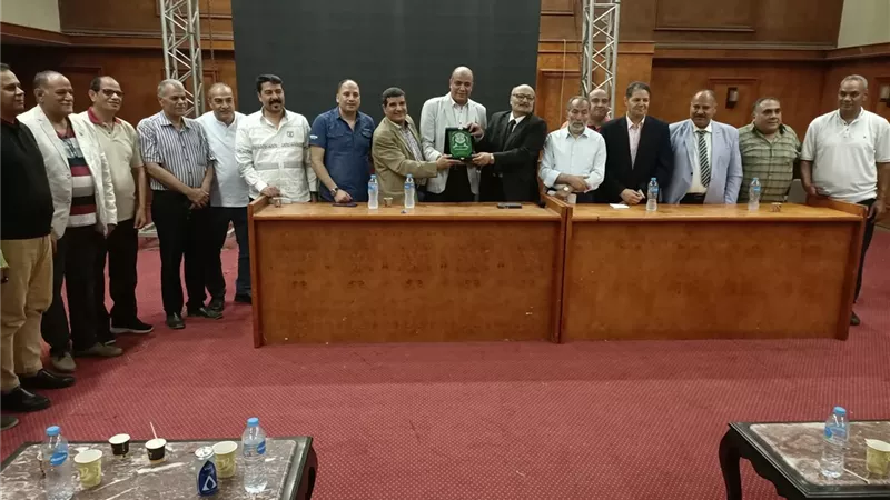 الضرائب تعقد ندوة بنادي الشرقية للتيسيرات الضريبيةوخدمة الممولين