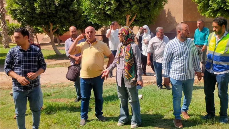 رئيس الجهاز : رفع كفاءة الأرصفة والشوارع فى الشيخ زايد .. صور