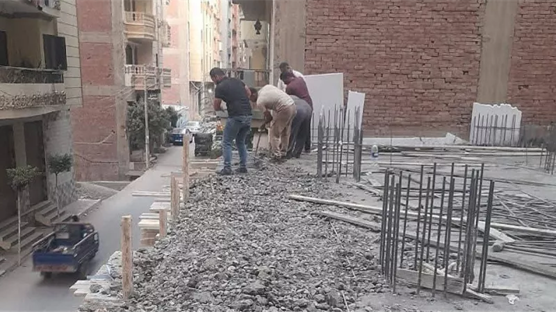 تنفيذإزالةفوريةلأعمال بناءمخالف لشروط الترخيص بالزقازيق