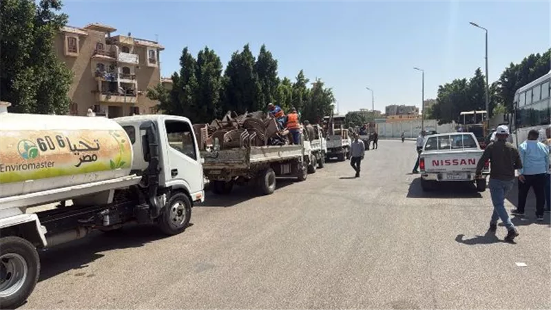 الشيخ: جهاز الشروق يشن حملة شرسة على الإشغالات والمخالفات بالمدينة صور