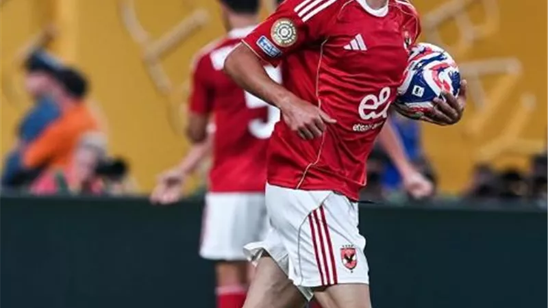 بن شرقي لجماهير الاهلي.. انتم السند ونعتذر لكم جميعا والقادم افضل
