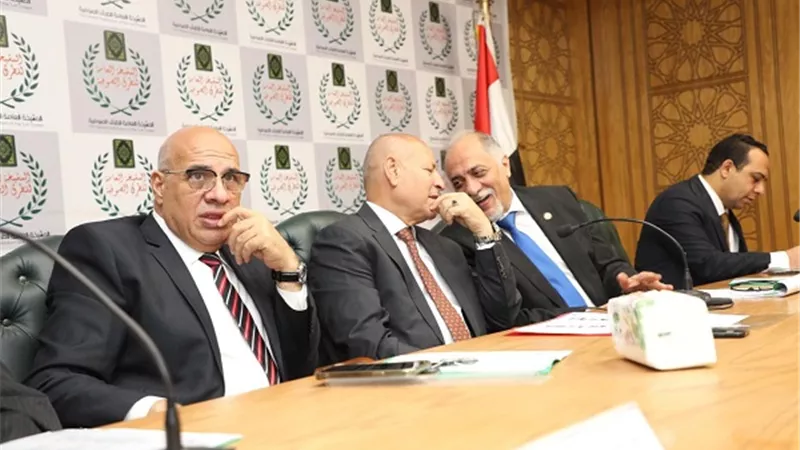 محافظ القاهرة يشهد انتخابات المجلس الأعلى للطرق الصوفية