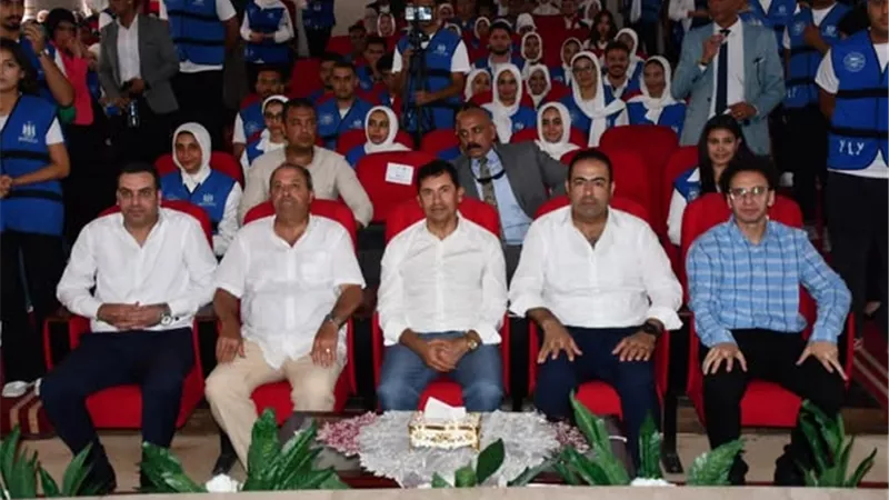 وزير الشباب ومحافظ بورسعيد يتفقدا عددًا من الأنشطة الرياضية بالمدينة الشبابية ببورسعيد