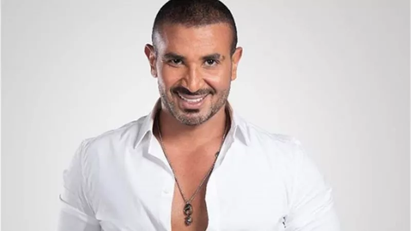 أحمد سعد يروج لأحدث أعمالة الغنائية