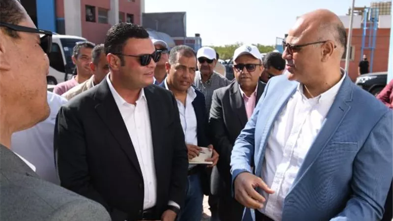 وزير الإسكان ومحافظ القليوبية يتفقدان محطة مياه نوب طحا