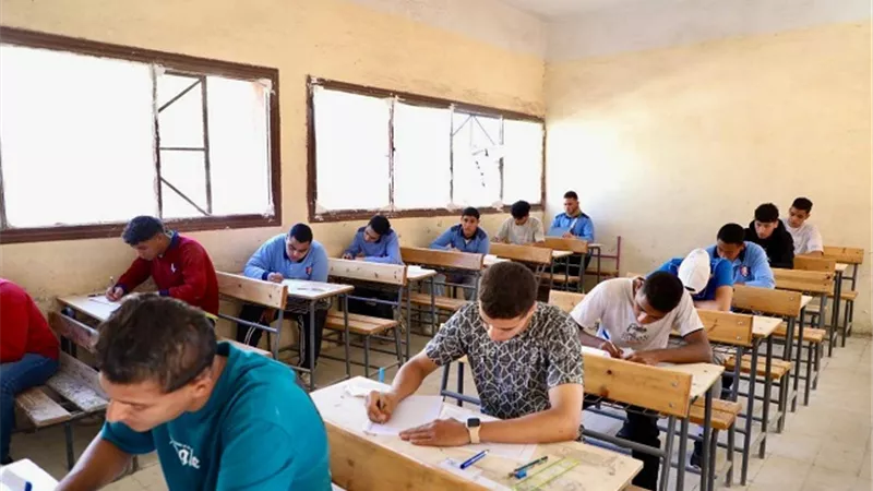 كنترولات الثانوية العامة تواصل تصحيح الأسئلة المقالية في اللغة العربية