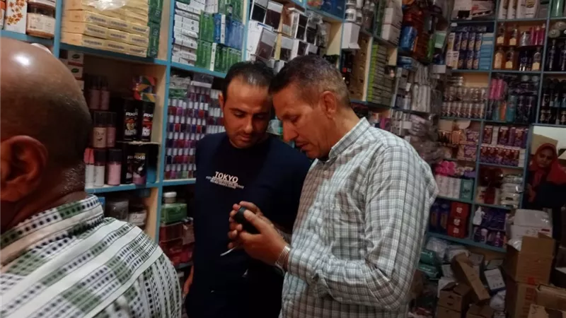 ضبط 95 مخالفة تموينية في حملات موسعة على الأسواق والمخابز بالمنيا