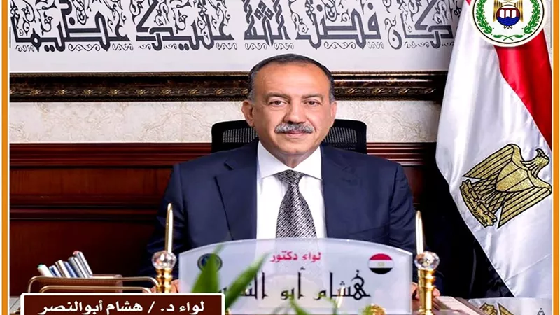 محافظ أسيوط يهنئ الرئيس والشعب المصري بذكرى ثورة 30 يونيو المجيدة