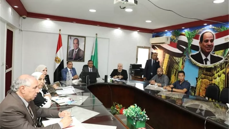 محافظ الجيزة يتابع امتحانات الثانوية العامة من غرفةعمليات التعليم