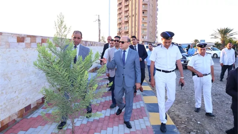 عبد المعطى يفتتح المرحلة الأولى من مشروع ممشى صبري القاضي
