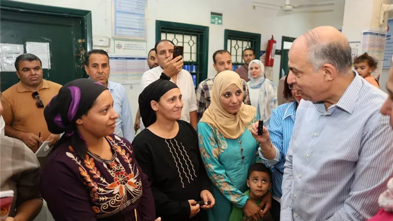 محافظ المنيا يتفقد وحدة طب الأسرة بالجزائر بسمالوط