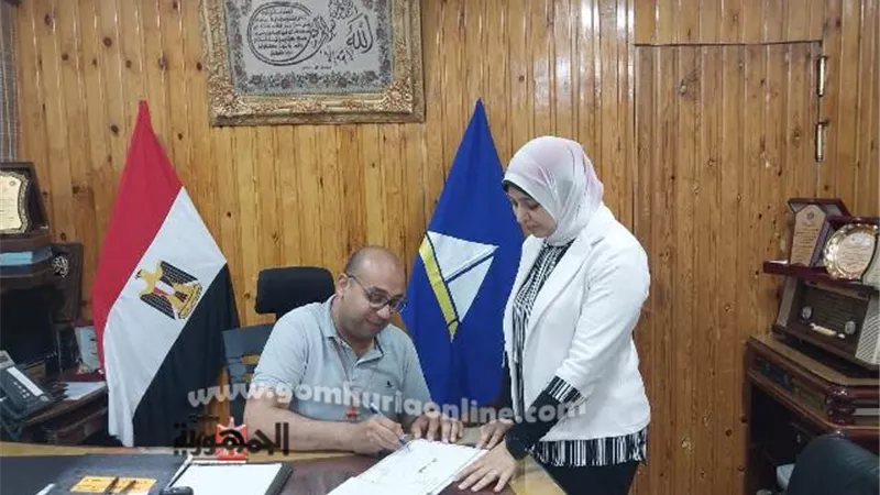 مدير صحة دمياط يعتمد نتيجة إمتحانات الصف الثالث لمدارس التمريض
