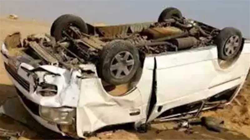 إصابة 9 فى انقلاب ميكروباص بطريق مصر - الإسماعيلية بالمنوفية