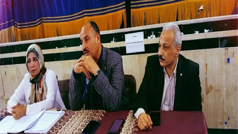 مدير تعليم المنيا: التعاون الجاد طريقنا لتحسين مستوى الطلاب