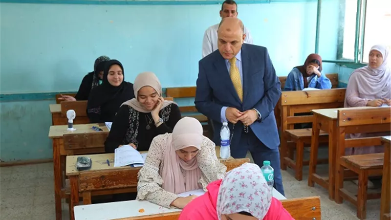 غدا.28 ألف طالب ثانوى بكفرالشيخ يؤدون امتحان الكيمياء والجغرافيا