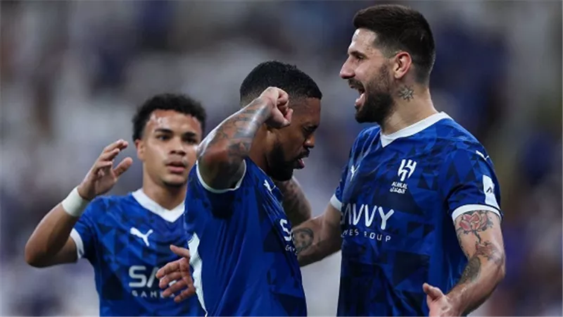 الهلال السعودي يخسر جهود لاعبه حتى نهاية المونديال