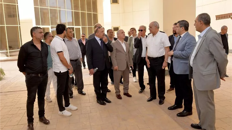 رئيس الهيئة الوطنية للصحافة يتفقد 