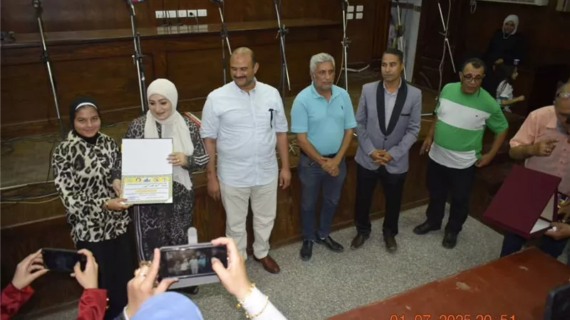 جهاز مدينة المنيا الجديدة يكرم قيادات مديرية الشباب