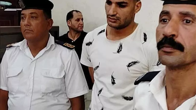 أنهي حياة سيدة واعتدى عليها جنسيا بعد وفاتها