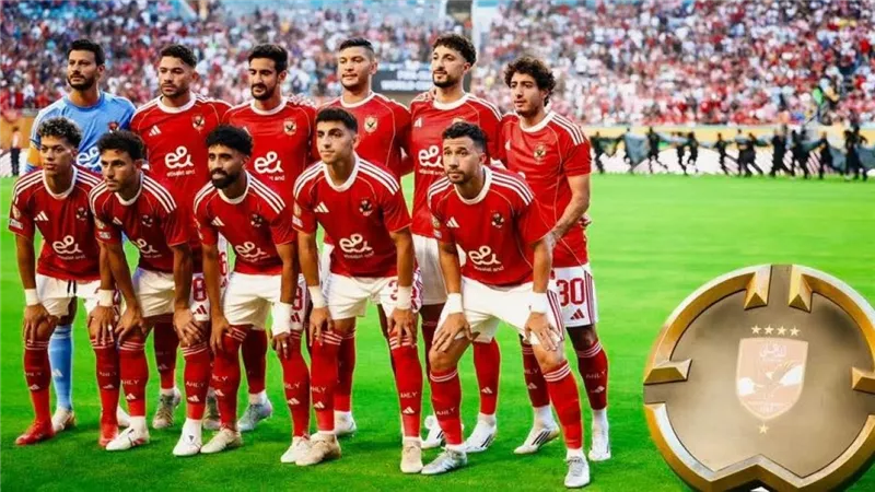 الأهلي يحصن لاعبيه ضد العروض بتعديل العقود