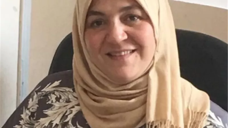 مستشارك النفسي.. كيف نتعامل مع أولادنا في سن المراهقة