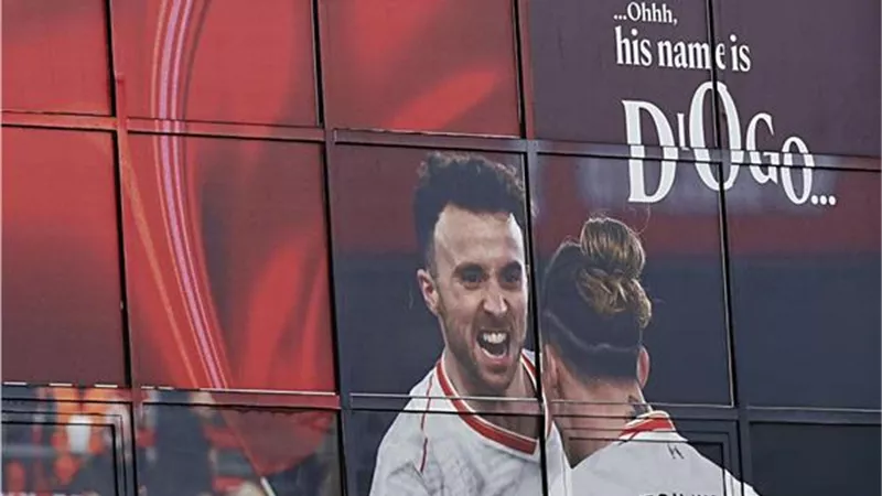 ليفربول يضع جدارية جديدة لـ 