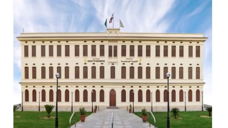 هندسة القاهرة شريك فاعل فى تطوير أول جهاز تنفس صناعى مصرى EZvent